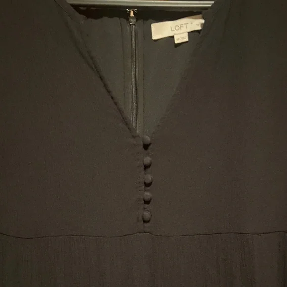 Ann Taylor Loft Black Tiered Midi Dress
Size SP - Picture 5 of 8